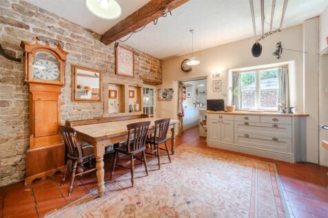 Kitchen-7.jpg