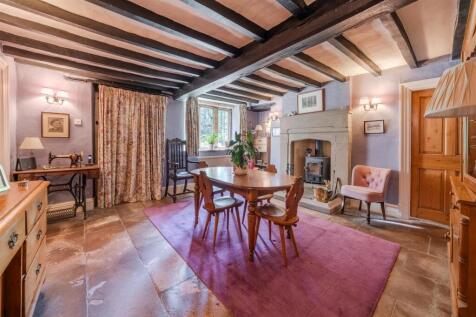 Dining Room-2.jpg