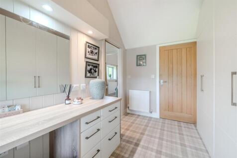 Bedroom3-2.jpg