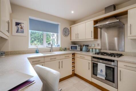 Kitchen-3.jpg