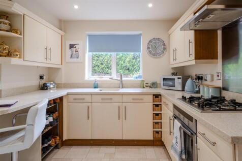 Kitchen-5.jpg