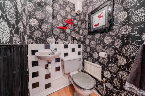 DS WC.jpg