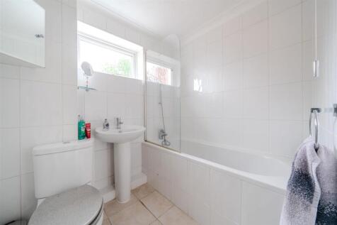 Bathroom.jpg