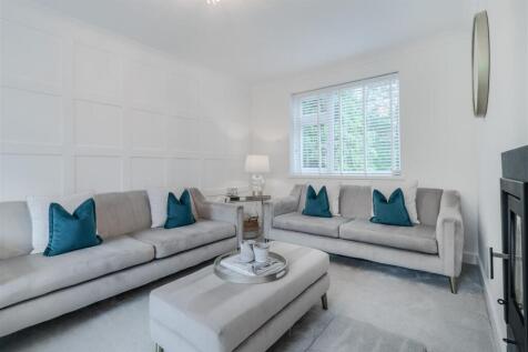 Living Room-2.jpg
