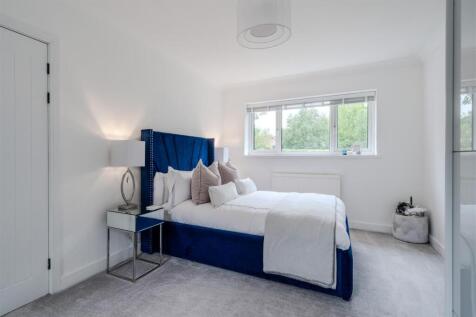 Bedroom1-2.jpg