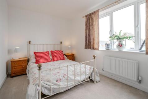 Bedroom1.jpg