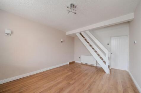Living Room-2.jpg