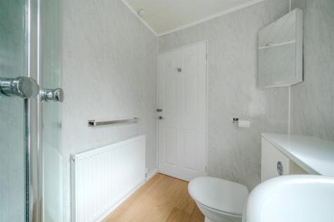 Bathroom-2.jpg