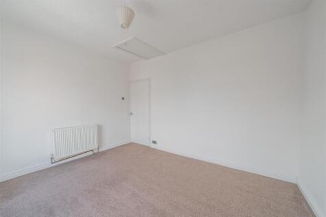 Bedroom1-3.jpg