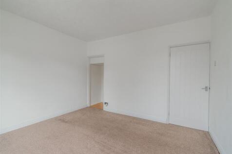 Bedroom2-2.jpg
