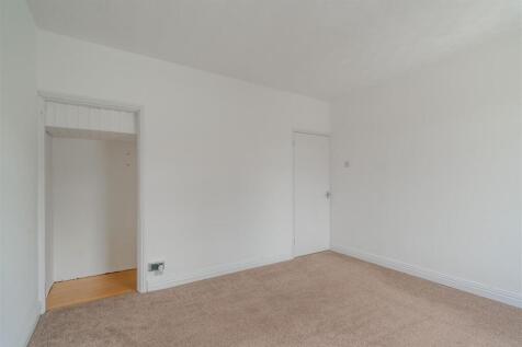 Bedroom2-3.jpg