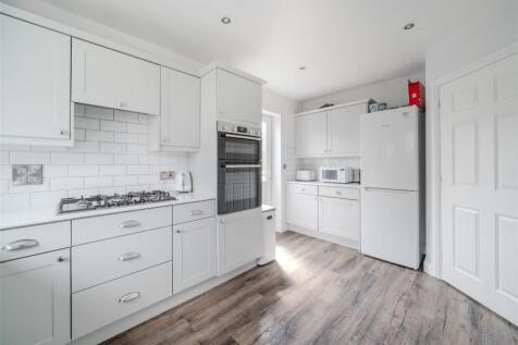 Kitchen-3.jpg