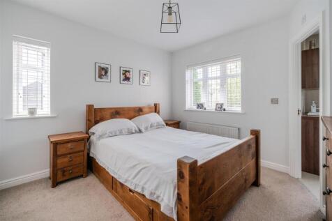 Bedroom4.jpg