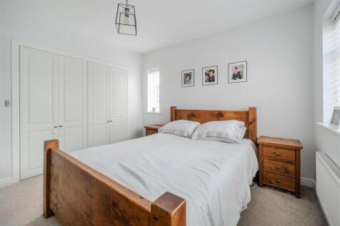 Bedroom4-3.jpg