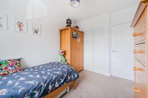 Bedroom2-3.jpg