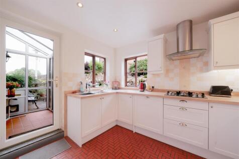 Kitchen-3.jpg