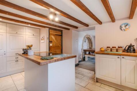 Kitchen-2.jpg