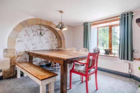 Dining Room.jpg