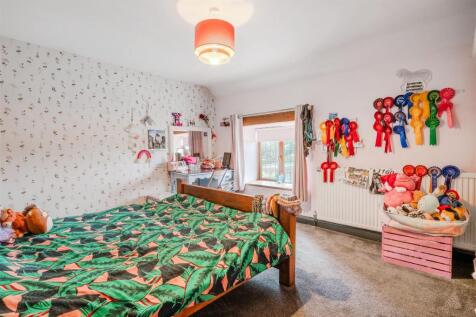 Bedroom1.jpg