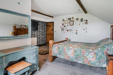 Bedroom5-3.jpg