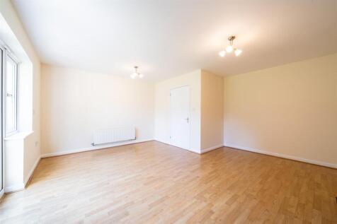 Living area-4.jpg