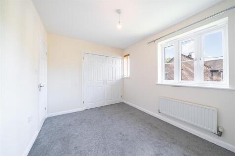 Bedroom 2-2.jpg