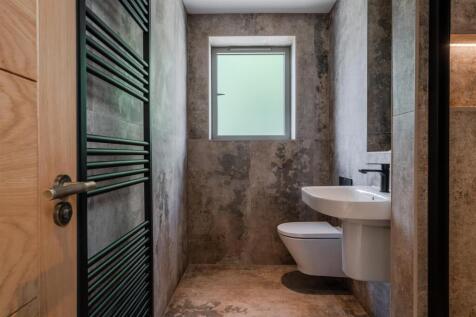 Bathroom2-2.jpg
