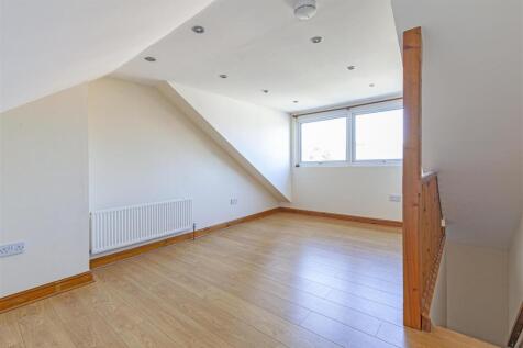 Bedroom 2-1.jpg