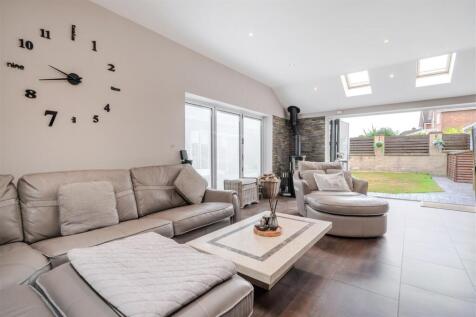 Open Plan Living_-4.jpg