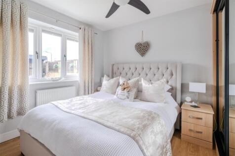 Bedroom2-2.jpg