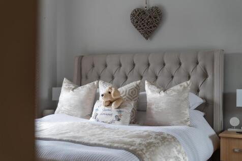 Bedroom2-5.jpg
