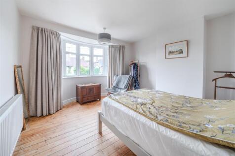 Bedroom1.jpg