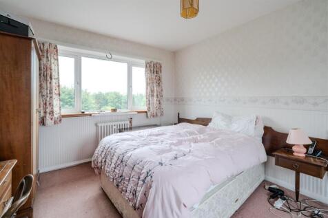 Bedroom1-2.jpg
