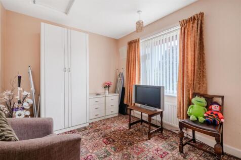 Bedroom1.jpg
