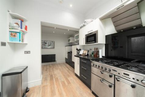 Kitchen-9.jpg