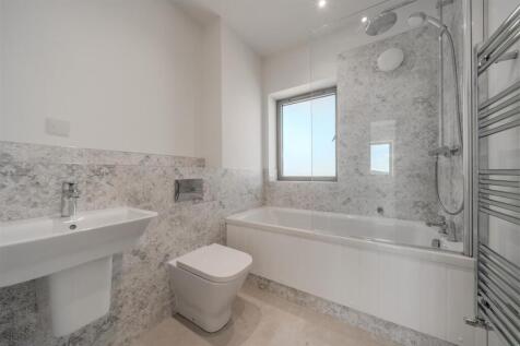 Bathroom.jpg