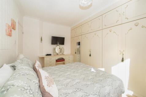 Bedroom2-4.jpg
