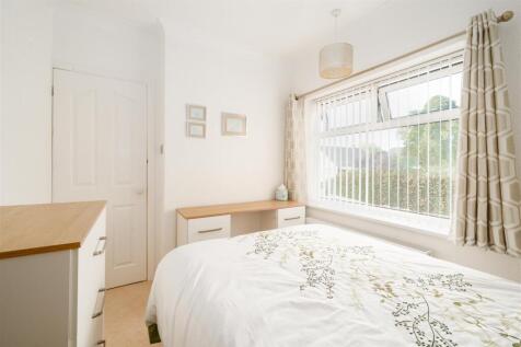 Bedroom1-3.jpg