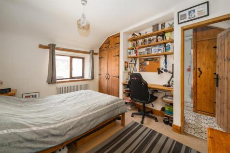 Bedroom3.jpg