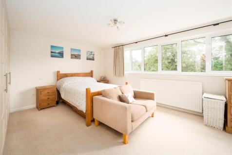 Bedroom3-2.jpg