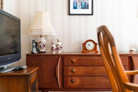 Dining Room-3.jpg