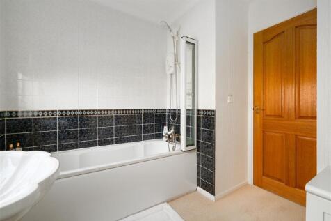 Bathroom-2.jpg