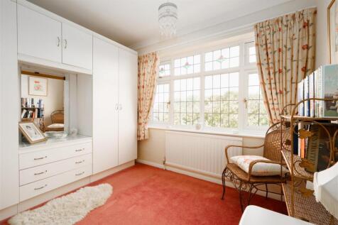 Bedroom2.jpg