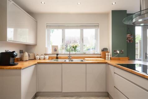 Kitchen-5.jpg