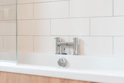 Bathroom-3.jpg