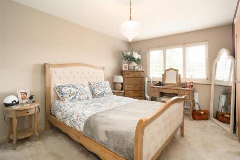 Bedroom4.jpg