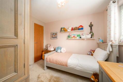 Bedroom2-2.jpg