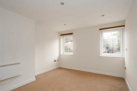 Bedroom1-2.jpg