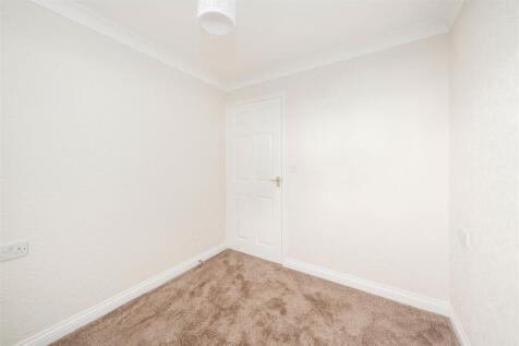 Bedroom1-2.jpg