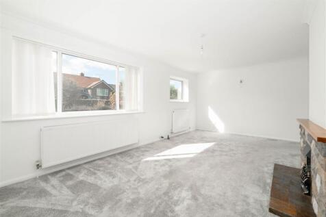 Living Room-4.jpg